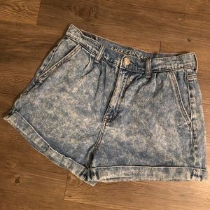 AE Mom Shorts